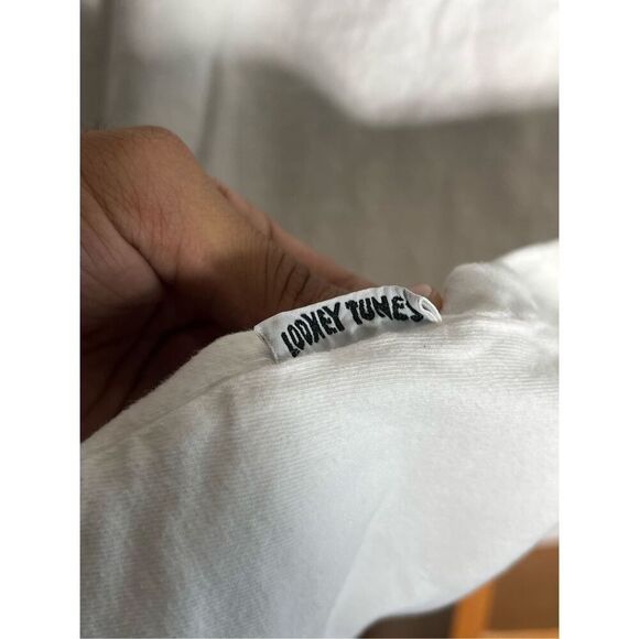 Vintage 1991 Looney Tunes ACME Roadrunner Coyote Tee - Picture 6 of 8